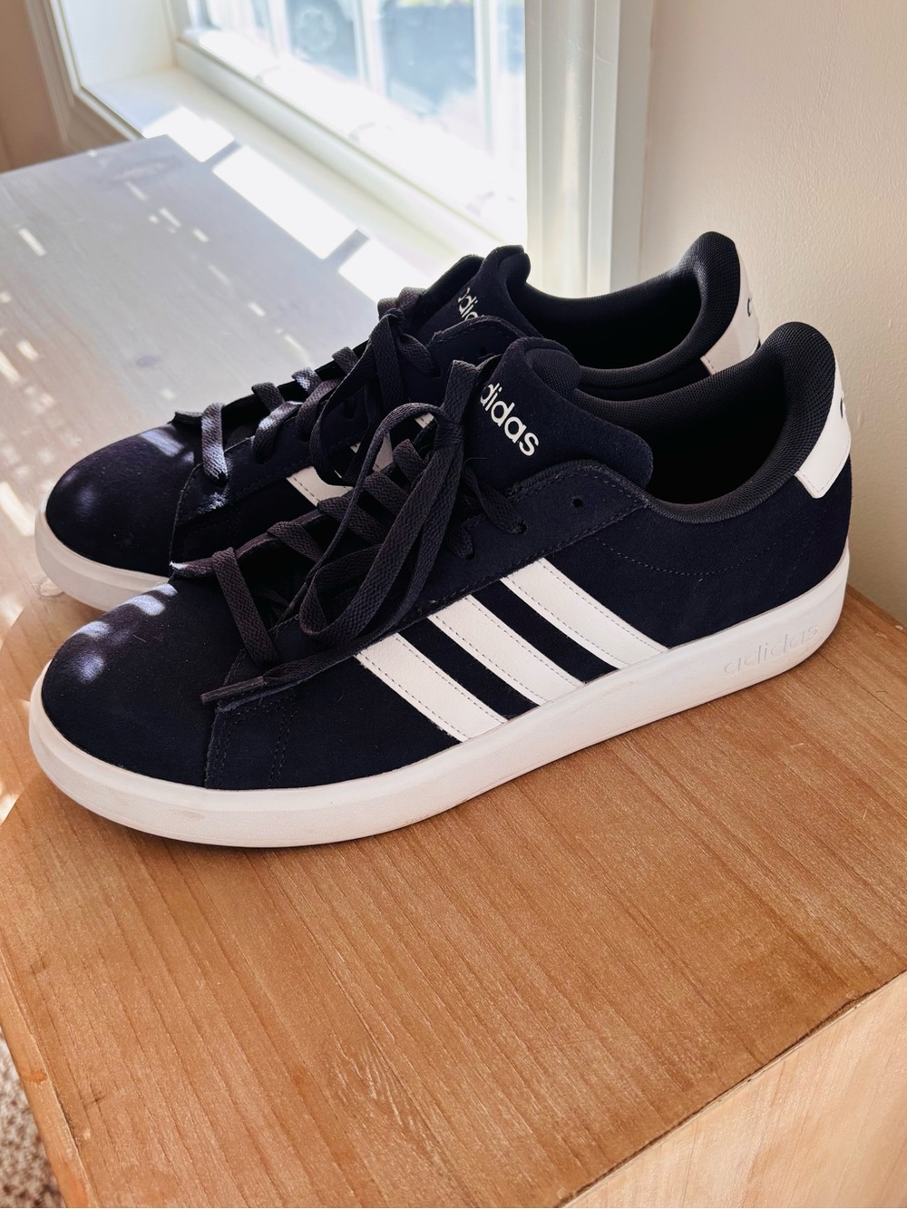 adidas Men’s Navy and White Stripe Casual Sneakers